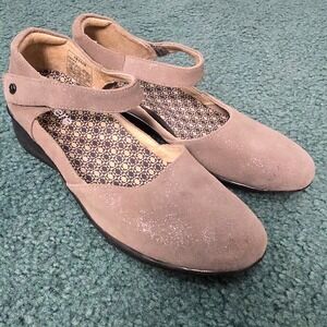 Revere Osaka Womens Size 7 Shoes Rusty Metallic Leather Mary Jane Wedge Orthotic